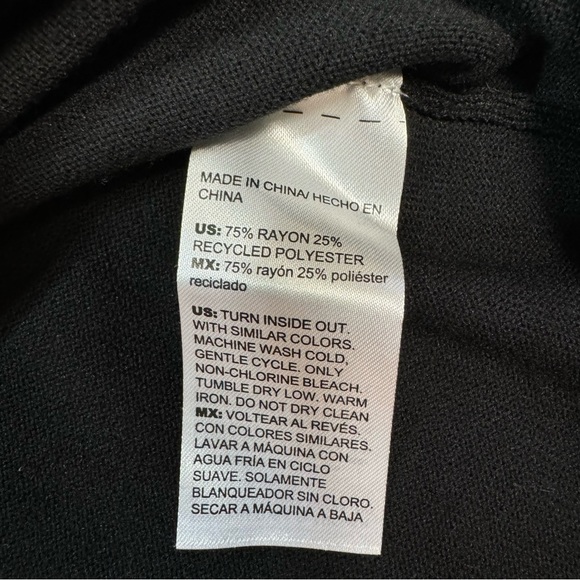 NWT New Chico's Caviar Trim V-Neck Black Sweater Size 4 US XXL - Picture 10 of 12